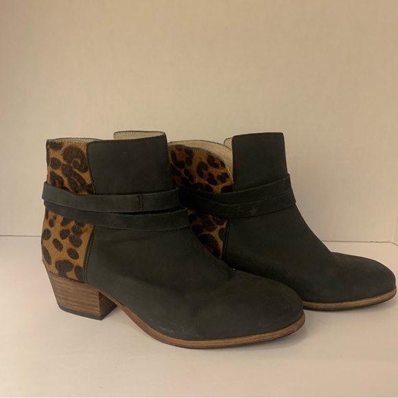 Boden Genuine Leather Wood Block Stacked Heel Calf-Hair Ankle Booties Size 39 - Picture 2 of 16